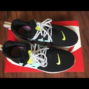 Nike Presto React Women’s Sneakers size 8 US